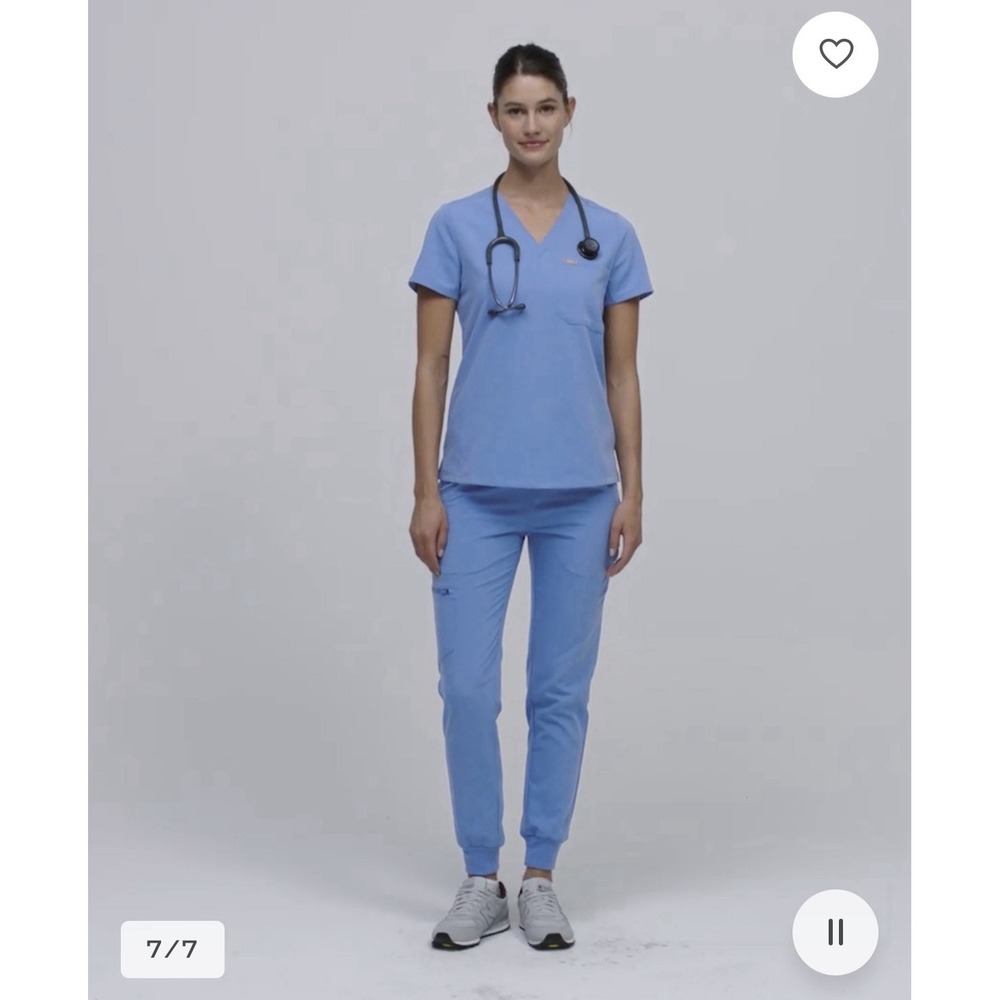FIGS Ceil Blue Scrub Set Katarina Top XS + Zamora Jogger Pants XS
